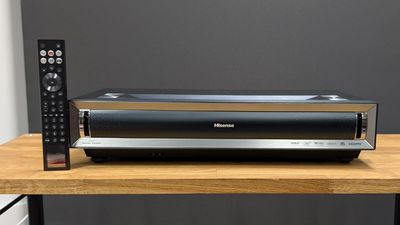 Save £500 on this Award-winning Hisense projector