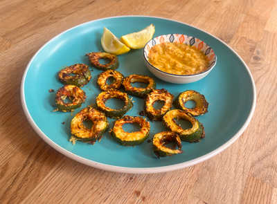 I tried this crispy Parmesan zucchini rings recipe from Instagram and it was so good it’s now my go-to healthy snack