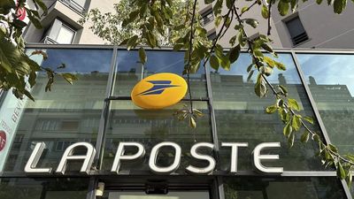 Europe to halt postal services to US after tax deal scrapped