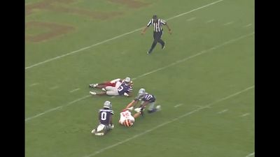 Chaotic Start to Kansas State vs. Iowa State Marks True Return of College Football