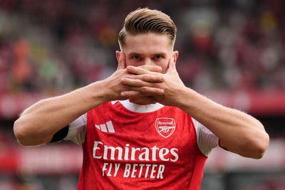 Arsenal 5-0 Leeds: Gyokeres scores twice but Odegaard and Saka suffer injuries