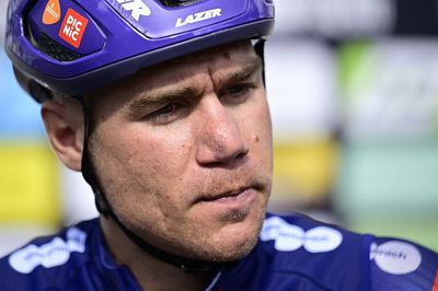 ‘He crashed pretty hard’ - Another set-back for Fabio Jakobsen as sprinter breaks collarbone