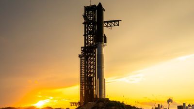 What time is SpaceX's Starship Flight 10 launch today? How to watch it live