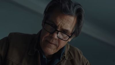 Josh Brolin Revealed The Line From Weapons That David Fincher Called ‘The Greatest Line In R-Rated History,’ And It Involves An F-Bomb