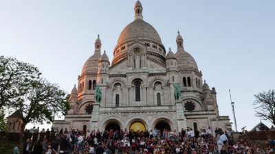 Montmartre residents protest as tourism overwhelms historic Paris hub