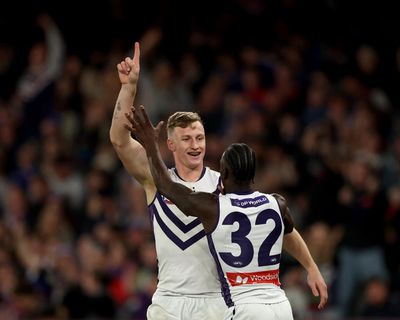 Fremantle meet the moment as AFL’s final round unfolds in dramatic fashion
