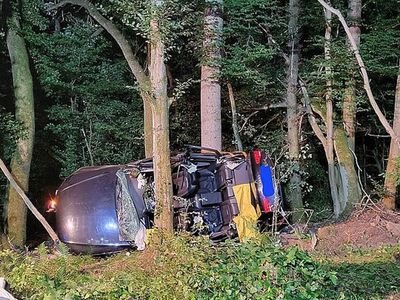 Two married couples found dead in UK-registered car after crash in Germany