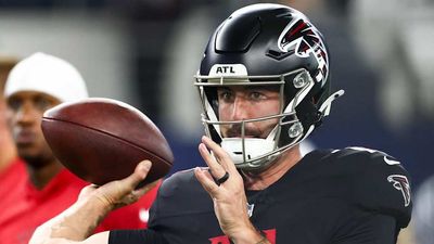 QB Ben DiNucci Had Perfect Airport Beer Tweet After Being Cut by Falcons
