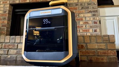 I tested this portable power station from Vtoman - and it's a serious on-the-go powerhouse