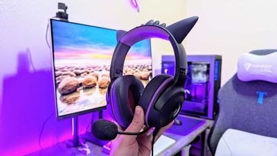 Razer finally remembered I don't live in China, so now we can all get this cool Gengar gaming headset