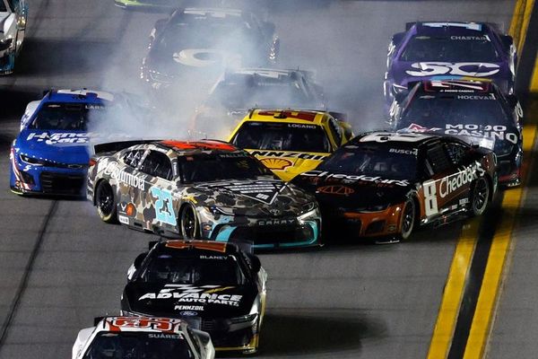 Denny Hamlin says Bubba Wallace at fault for pileup crash: "Not clear"