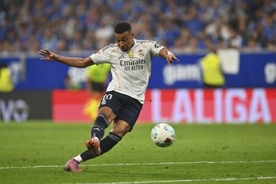 Mbappe scores twice as Real Madrid beat Oviedo in La Liga