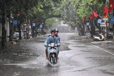 Typhoon Kajiki makes landfall in Vietnam as authorities close schools and airports
