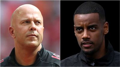 ‘That’s the Answer’—Arne Slot Makes Clear Alexander Isak Transfer Admission