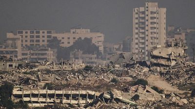 Israeli strike on Gaza hospital kills 20 including journalists, outlets confirm