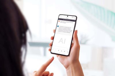 Protections needed to stop people believing chatbots are friends – expert