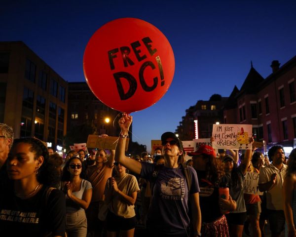 Donald Trump accused of ‘turning military on American citizens’ over plans to send National Guard to Chicago – US politics live