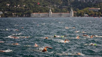 Turkish police search for Russian swimmer who disappeared during Bosphorus race