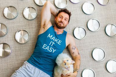 Sam Thompson ribbed by Pete Wicks over being single with pampered cats