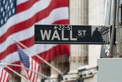 Bill Miller's MSTR Bitcoin Bet Soars 40% As His Fund Piles Into Housing, Energy And Autos In Bold Q2 Moves