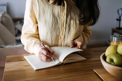 8 Budget Therapies That Feel Empowering—but Create Hidden Stress