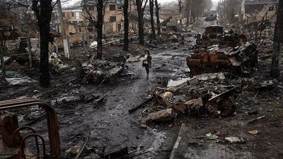 Norway's military support for Ukraine will continue into next year, PM Gahr Støre says