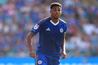 Leeds sign Leicester full-back James Justin in deal worth up to £10million