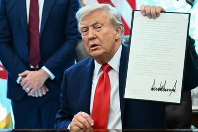 Trump Suggests Many Americans 'Like A Dictator'