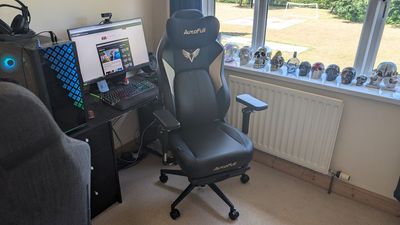 I sat on the butt-cooling AutoFull M6 Ultra gaming chair in the middle of a heatwave – but did it actually keep my buns chilly?