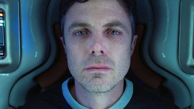 Prime Video just added a twist-filled sci-fi thriller movie with an ending you won’t see coming — and the critics were way too harsh