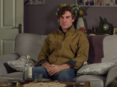 Coronation Street spoilers: Theo Silverton SNAPS!