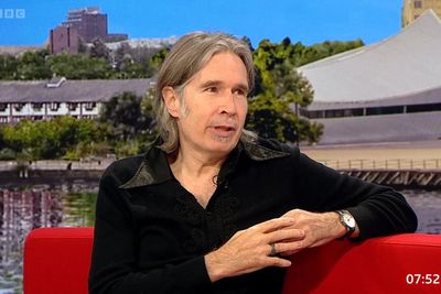 Del Amitri’s Justin Currie says Parkinson’s is making playing guitar ‘very hard’
