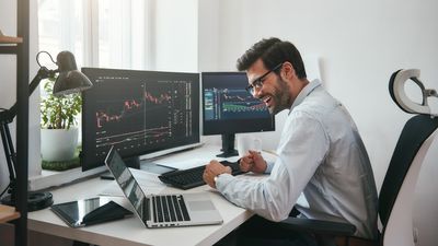 I Asked ChatGPT How To Get Rich by Day Trading: Here’s What It Said