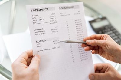 10 Financial Documents You Should Never Leave With an Employer
