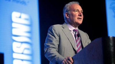 Peter Schiff Predicts Bitcoin Could Sink To $75,000: 'Sell Now, Buy Back Lower'