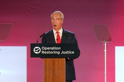 Nigel Farage’s ‘fag packet’ asylum plans are a golden opportunity for Labour