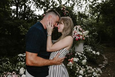 Swifties Are Convinced Taylor Swift & Travis Kelce Were Engaged Before It Was Announced: Here Are All the Clues