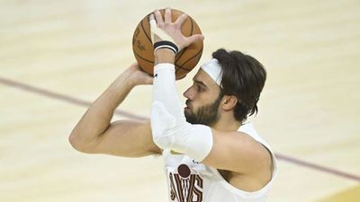 Cavs Guard Max Strus Undergoes Foot Surgery