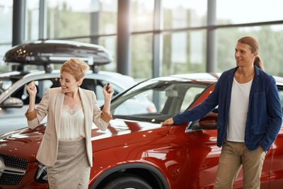 The Car Market Is Crashing—Things Buyers and Sellers Need to Know
