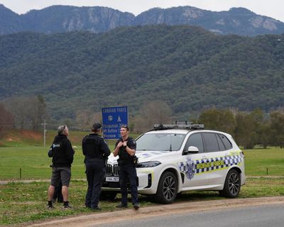 Morning Mail: manhunt in Victorian high country, Iran reprisal fears, and Taylor Swift gets engaged