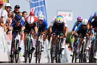 Tour Poitou-Charentes: Jason Tesson wins opening stage in tight sprint against Arnaud Démare