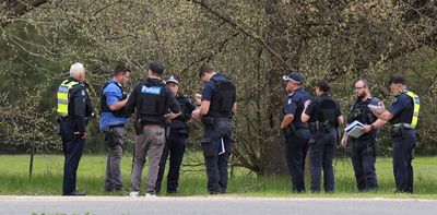 Why are police a target for sovereign citizen violence?