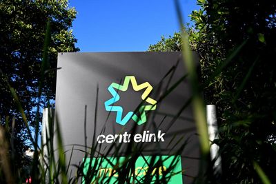 About 3m Australians affected by unlawful Centrelink debt calculation to be eligible for up to $600 compensation