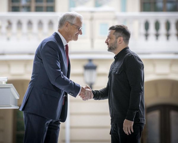 Volodymyr Zelenskyy says he has had ‘substantive’ talks with EU and US over security guarantees for Ukraine – Europe live