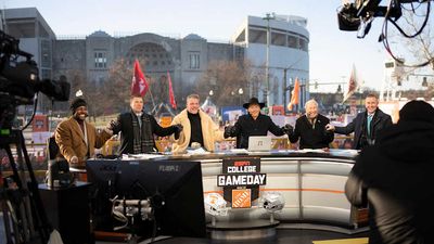 Predicting Where ESPN's 'College GameDay' Will Head for Every Week of the 2025 Season