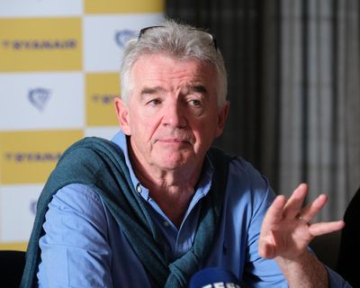 Ryanair to raise bonus to €2.50 for staff who spot oversized cabin bags