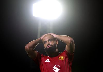 Grimsby vs Manchester United LIVE: Penalties - Carabao Cup match stream, latest score and goal updates