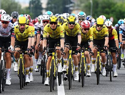 Vuelta a España team time trial victory 'not a realistic goal' for Visma-Lease a Bike following Axel Zingle's abandon