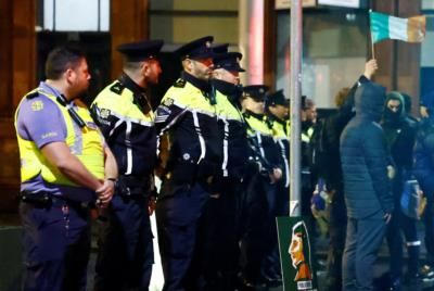 Chicago Police Officers Injured In Exchange Of Gunfire