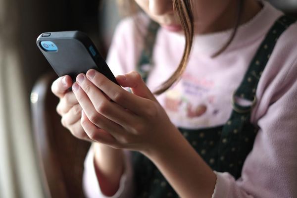 Japanese town wants residents to limit smartphone use to two hours a day